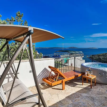 Lovely In With Outdoor Swimming Pool *